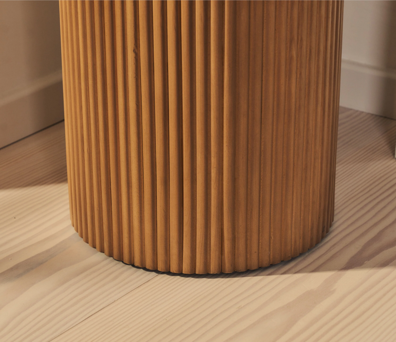 Cove Warm Wood Ribbed Plinth