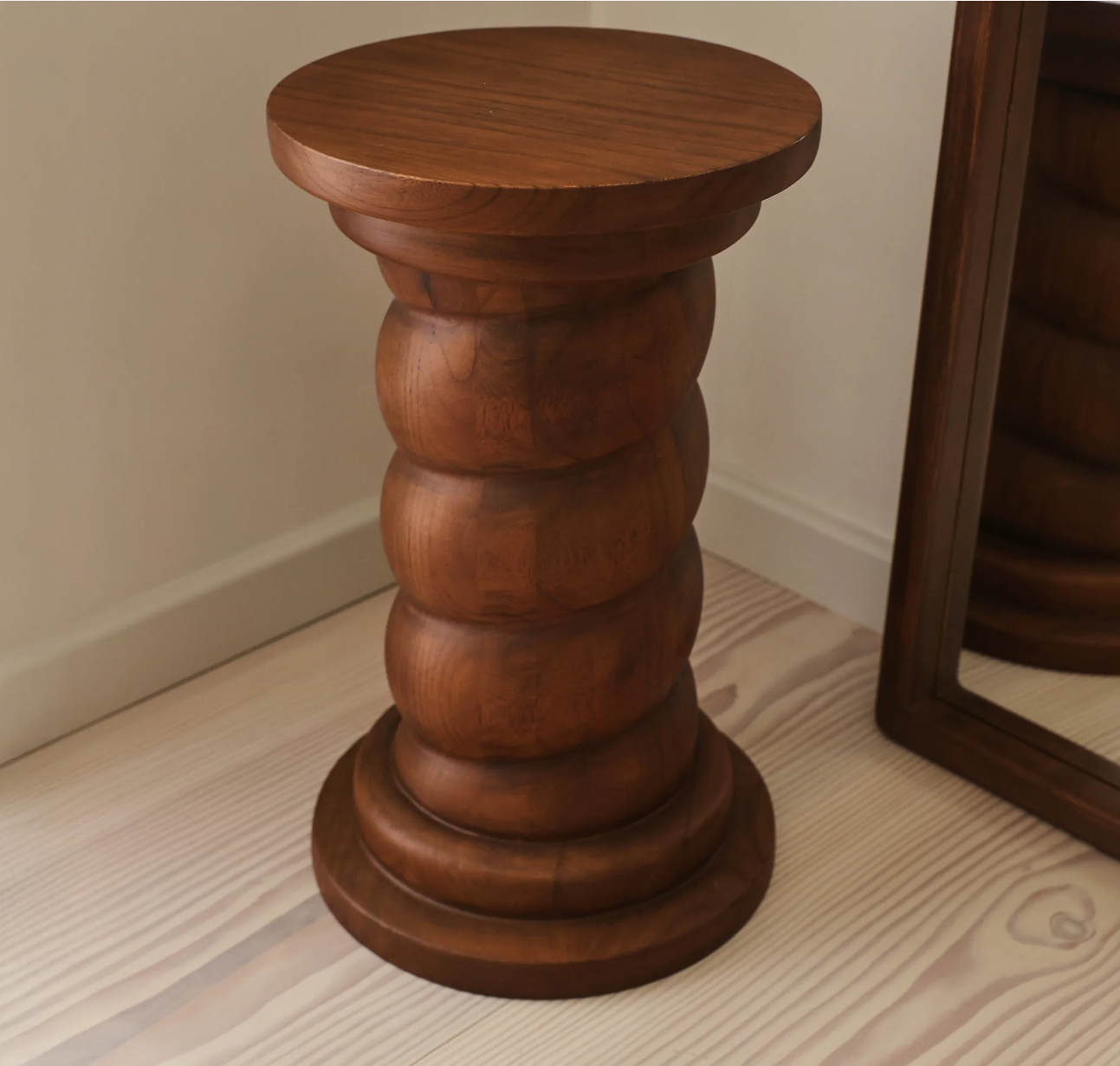 Cassia Dark Wood Retro Side Table